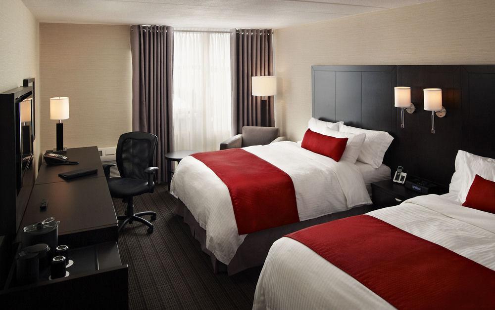 Delta Hotels By Marriott Sault Ste. Marie Waterfront Bagian luar foto