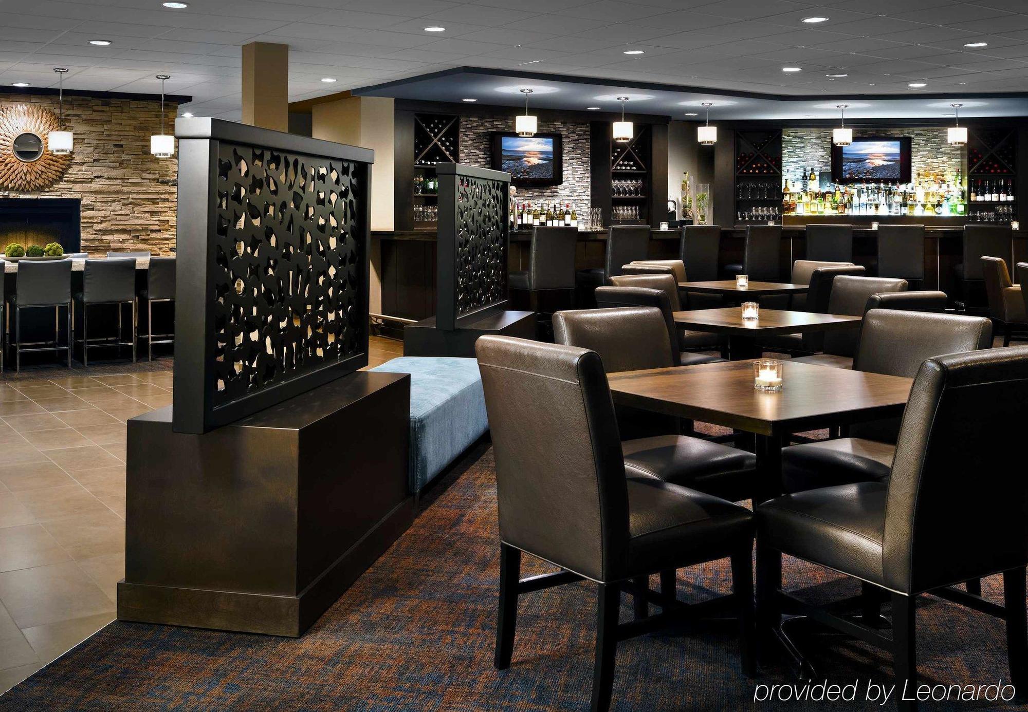 Delta Hotels By Marriott Sault Ste. Marie Waterfront Bagian luar foto