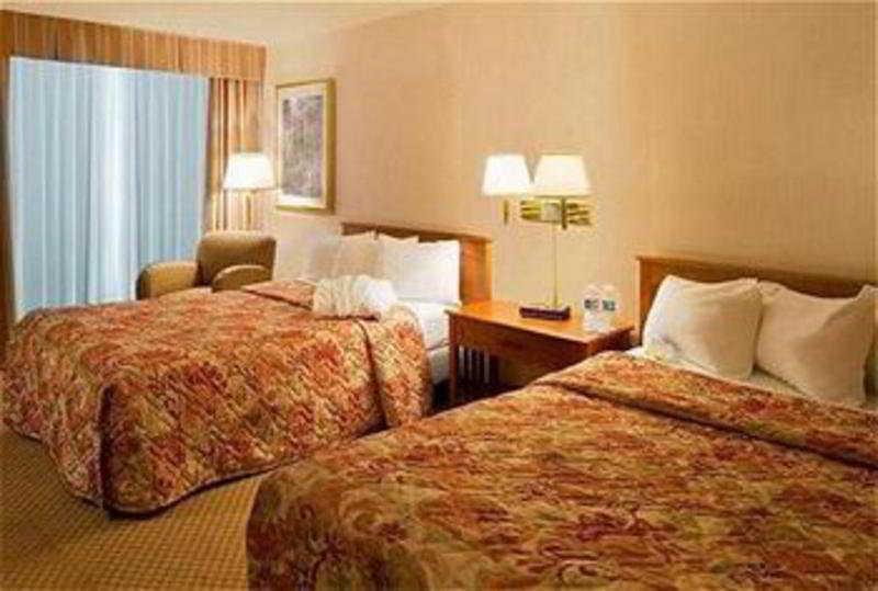 Delta Hotels By Marriott Sault Ste. Marie Waterfront Bagian luar foto