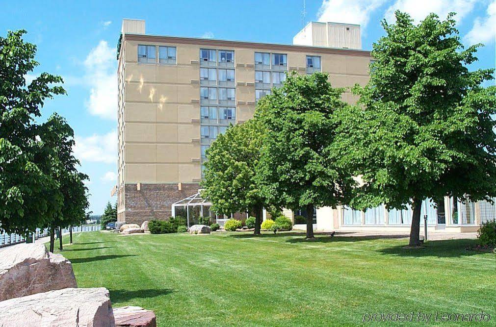 Delta Hotels By Marriott Sault Ste. Marie Waterfront Bagian luar foto